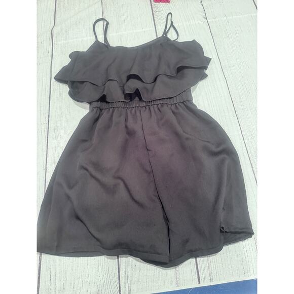 One Clothing Black Short Romper - Picture 2 of 6